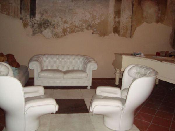 Apartment Palazzo Rinascimentale Con Affreschi *